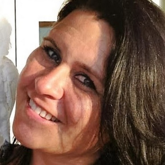 Meet your Posher, Danna - Picture 1 of 1